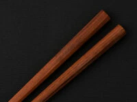 Japanische Essstäbchen Senren Shitan, Rosenholz 6 Japanische Essstäbchen Senren Shitan, Rosenholz – Bild 4